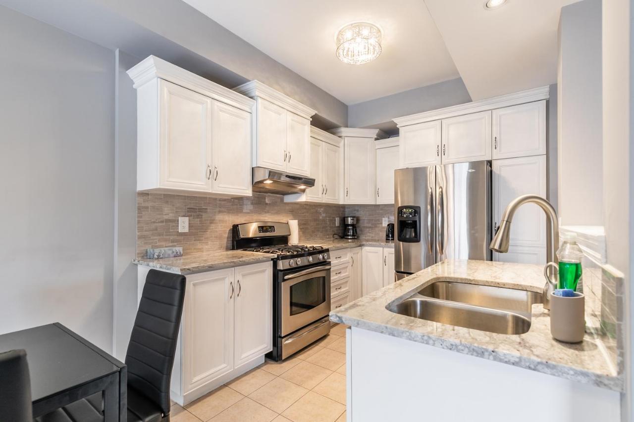 3Br 2Ba Townhomes With Hot Tub & Bbq By Globalstayハミルトン エクステリア 写真