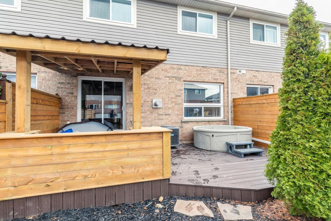 3Br 2Ba Townhomes With Hot Tub & Bbq By Globalstayハミルトン エクステリア 写真